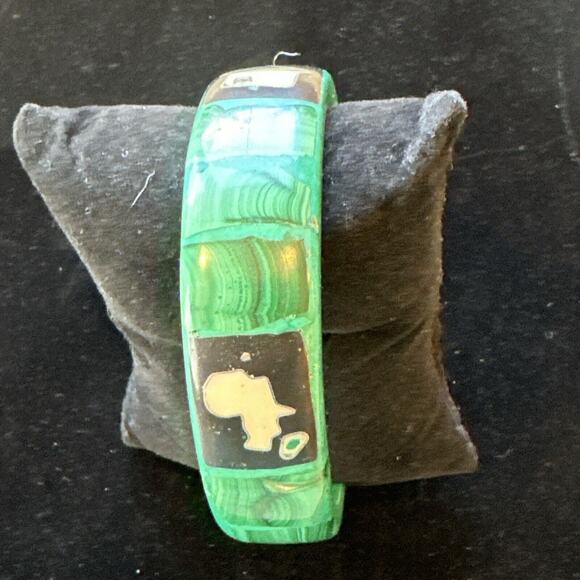 Vintage Malachite Inlay Green Stone 2.7 Oz Bangle Bracelet 1/2” Wide - Picture 1 of 9